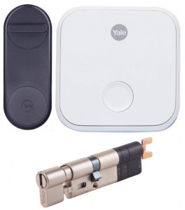 Zestaw Yale Linus® Smart Lock (Czarny) + Bridge + Wkładka
