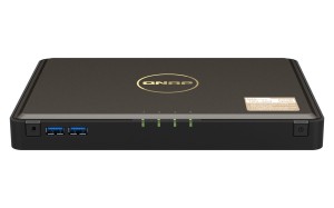 Qnap TBS-464-8G, Compact, 4 x M.2 2280 PCIe, Intel Celeron N5105/N5095 Quad Core, onboard 8GB DDR4 (not expandable), 2 x 2.5GbE, External adapter (PSU)