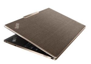 Lenovo ThinkPad Z13 G2 Ryzen 7 PRO 7840U 13.3" 2.8K Touch OLED 400nits AG 32GB LPDDR5x 6400 SSD1TB AMD Radeon 780M Graphics LTE W11Pro Flax Fiber + Aluminium 3Y Premier Support