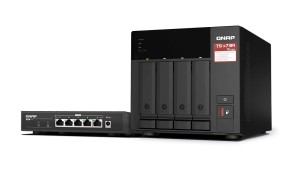 Zestaw Qnap TS-473A-SW5T (TS-473A-8G + switch QSW-1105-5T 5x2.5GbE), Tower, 3.5" SATA, AMD Ryzen V1500B 4C/8T, 8GB DDR4 (Max. 64GB), 2 x 2.5GbE, optional 10GbE, Single PSU, 250W