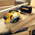 Strug elektryczny DeWalt D26500K (82 mm) - 1060715