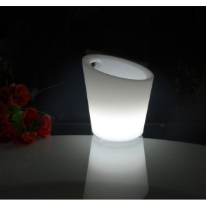 Lampka LED Techly bezprzewodowa / wiaderko na lód RGB z pilotem