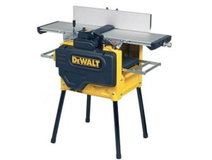 STRUGARKA GRUBOŚCIOWA 160MM 2100W DEWALT