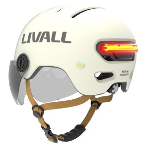 LIVALL KASK L23 BIAŁY 58-62CM Z SZYBKĄ OCHRONNĄ LED/SOS