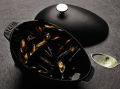 Garnek żeliwny owalny małż STAUB 40509-494-0 - czarny 2 ltr - 1180059