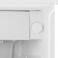 Lodówka Tristar KB-7351 Klasa efektywności energetycznej F Wolnostojąca spiżarnia Wysokość 48,5 cm Pojemność lodówki netto 46 L 39 dB Biała - 2310541