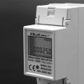 QOLTEC LICZNIK ZUŻYCIA ENERGII JEDNOFAZOWY NA SZYNĘ DIN | 230V | LCD | 2P - 1531543