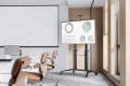 Stojak mobilny pojedynczy z półką i uchwytem na kamerę 1xLCD max. 120" max. 140kg - 2324767