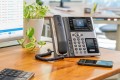 POLY Telefon IP Edge E450 z obsługą funkcji PoE - 2204404