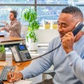 POLY Telefon IP Edge E450 z obsługą funkcji PoE - 2374739