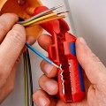 Uniwersalne narzędzie do ściągania izolacji dla leworęcznych - 2432341
