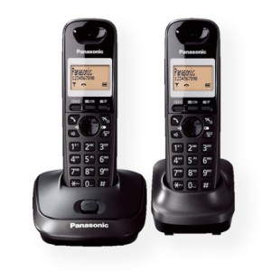Telefon bezprzewodowy Panasonic KX-TG2512FXT czarny, Id. dzwoniącego, Bezprzewodowe połączenie, Książka telefoniczna 50 wpisów, Połączenia konferencyjne, Wbudowany wyświetlacz, Zestaw głośnomówiący