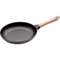 STAUB Patelnia żeliwna z drewnianym uchwytem 26 cm - 2508315
