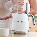 Smeg KLF05WHEU czajnik elektryczny 0,8 l 1400 W Biały - 2580460