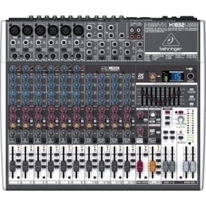 Behringer X1832USB - Mikser audio