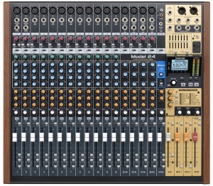 Tascam Model 24 24 kan. 20 - 30000 Hz Czarny, Złoto, Drewno