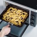 SEVERIN MINI PIEKARNIK Z TERMOOBIEGIEM, PÓJ. 30 L , TEMP. DO 230°C, TIMER DO 120 MIN., ROŻNO, RUSZT I BLACHA MOC 1600W TO2056 - 2612051