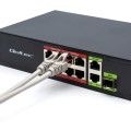 Switch niezarządzalny Qoltec przełącznik sieciowy FAST Ethernet 8x RJ45 PoE 2x RJ45 Uplink 1x SFP | 120W | 1000 Mb/s - 2665462