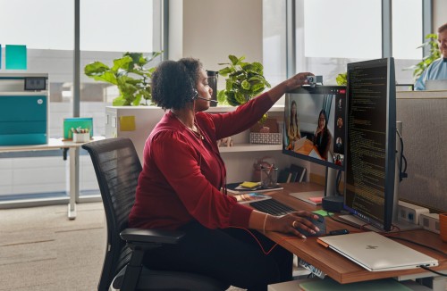 POLY Zestaw słuchawkowy Blackwire 3320 Stereo USB-C z certyfikatem Microsoft Teams + przejściówka USB-C/A - 2034995