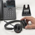 Słuchawki Poly Voyager 4320-M +USB-A to USB-C Cable +BT700 dongle Retail Packaging - 2681374