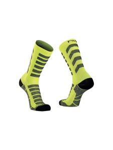 Skarpety rowerowe NORTHWAVE HUSKY CERAMIC HIGH SOCK - S