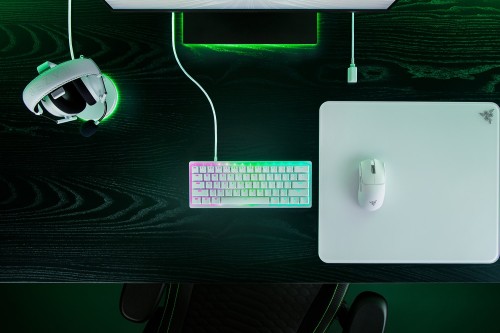Razer RZ03-04990100-R3M1 klawiatura Gaming USB QWERTY UK międzynarodowy Biały - 1923303