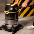 Odkurzacz przemysłowy STANLEY Wet&Dry SXVC30XTDE (1600W; kolor czarny) - 2692871