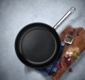 Patelnia ceramiczna WMF Favorit 28 cm - 2739240