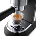 Ekspres ciśnieniowy DeLonghi Dedica Style EC 685.BK (1350W; kolor czarny) (WYPRZEDAŻ) - 2780674