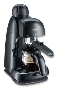 SEVERIN EKSPRES KOLBOWY DO ESPRESSO, CZARNY, POJ. DZBANKA 0,35 L, AUTO-OFF, DYSZA DO SPIENIANIA, MOC 800W KA5978