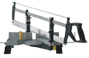 STANLEY Przyrżnia nastawna 20-800 z piłą