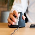 Ergonomiczna mysz R-Go Maus HE ergonomicznie praworęczna USB średnia czarna retail - 2878601