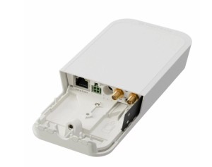 Router Mikrotik wAP LoRa8 kit - przepływność 300 Mbps, LAN 10/100 Mbps, zasilanie 9-30V, montaż na suficie, biała obudowa, antena wewn. i zewn., Atheros QCA9531 650 MHz, 16 MB Flash