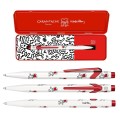 Caran d’Ache Długopis szwajcarski 849 Keith Haring, kolor biały w metalowym pudełku - 2909635