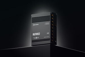 Teltonika RUTM5210B000 router bezprzewodowy Gigabit Ethernet Dual-band (2.4 GHz/5 GHz) 5G Czarny