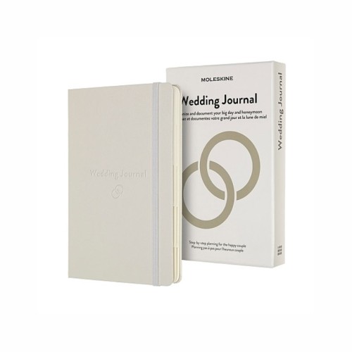 Moleskine dziennik Wedding z serii Passion Journal pomaga uporządkować i uwiecznić najważniejsze chwile związane z przygotowaniami do ślubu, 400 stron. - 2962023