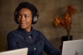 POLY Zestaw słuchawkowy Voyager Surround 80 UC USB-C + przejściówka USB-C/A - 2922932