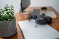 POLY Zestaw słuchawkowy Voyager Surround 80 UC USB-C + przejściówka USB-C/A - 2227275