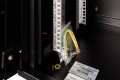 Digitus Szafa sieciowa wisząca Unique 19" 16U rack 600x450, drzwi szyba, czarny, niedzielona, złożona, 100kg - 2991081