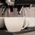 ELDOM EKSPRES CIŚNIENIOWY KOLBOWY ECK1 1300W 20 BAR, ZASOBNIK NA MLEKO, 6 PROGRAMÓW AUTOMATYCZNYCH, 2 PROGRAMY RECZNE - 3030481