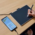 Tablet graficzny Wacom Intuos One Medium 216x135mm USB/Bluetooth Szary/Biały CTC6110WLW1B - 2991218