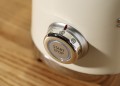 Smeg MFF11CREU spieniacz / podgrzewacz do mleka Automatyczny spieniacz/podgrzewacz do mleka Kremowy - 3061353