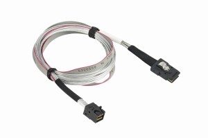 Kabel Supermicro CBL-SAST-0507-01 (Mini SAS SFF-8087 M - Mini SAS SFF-8643 M; 0,8m)