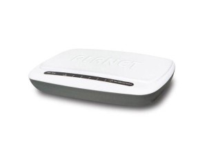 Switch niezarządzalny Planet SW-504 5-Port 100Mb/s SOHO