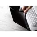Moshi Umbra - Folia ochronna na ekran MacBook Pro 16" z filtrem prywatyzującym (czarna ramka) - 1089966