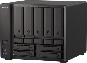 Qnap TS-h973AX-32G, Tower, 5 x 2.5"/3.5" SATA + 2 x 2.5" U.2 NVMe/SATA+ 2 x 2.5" SATA, AMD Ryzen V1500B 4C/8T, 32GBDDR4 SODIMM (Max. 64GB), 2 x 2.5GbE + 1 x 10GbE, External adapter (PSU)
