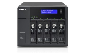 Macierz QNAP UX-500P (5 kieszeni; SATA II, SATA III, USB 3.0)