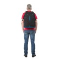 Plecak do notebooka 16" oraz drona RIVACASE Borneo gaming czarny, z materiału wodoodpornego - 1305015